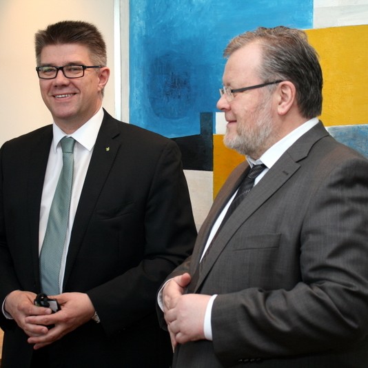 Gunnar Bragi tók við lyklum utanríkisráðuneytisins í gær