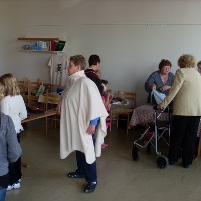 Markaður og félagsvist í Ósbæ um helgina