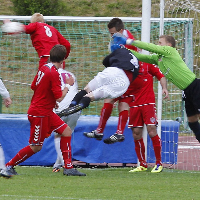 Hafnfirðingar hnupluðu öllum stigunum