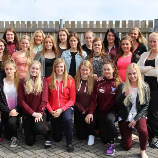 Samningar undirritaðir í kvennaboltanum