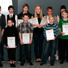 Tilnefningar til ungs og efnilegs