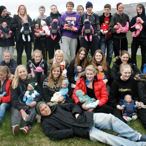 Hugsað um barn í Árskóla