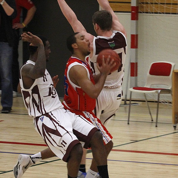 Snæfell marði sigur í háspennuleik í Síkinu