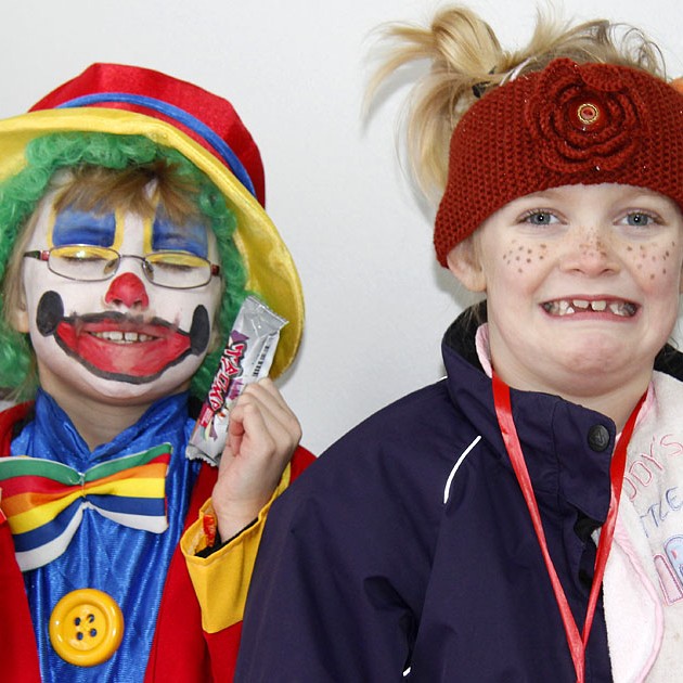 Hellingur af öskudagsmyndum