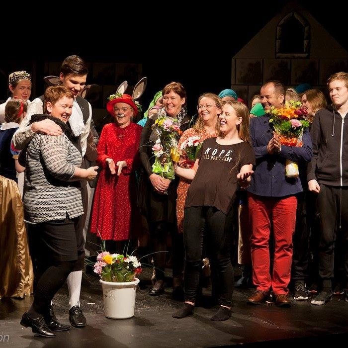 Í lok frumsýningar á Mjallhvíti. Mynd: Hjalti Árna.