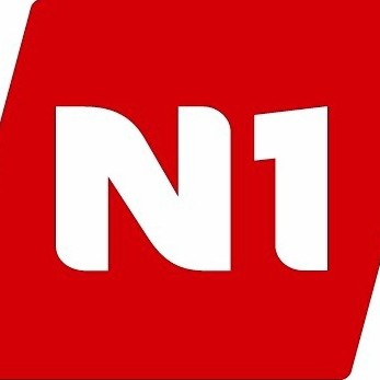 Bensín lækkar vegna knattspyrnumóts