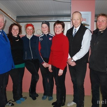 Fimm Neistafélagar luku knapamerki 4