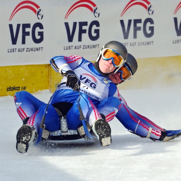 Sleðakappi á Ólympíuleikunum í botnlausum vandræðum