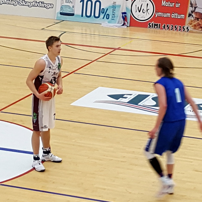 Pétur Rúnar í Tindastólstreyjunni í vetur.
Mynd: PF.