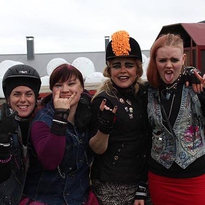 Pönkarar í kvennareið