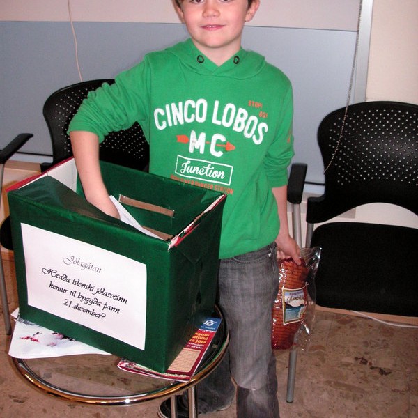 Nokkrar svipmyndir úr Sparisjóðnum