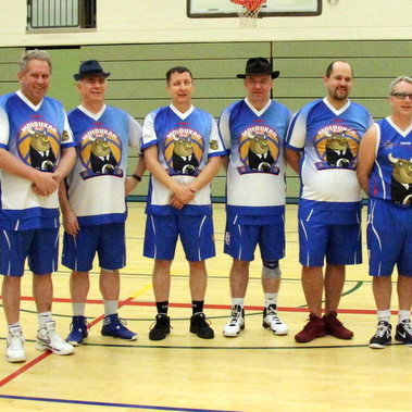 Frá setningu jólamóts Molduxa í morgun. Rannveig Lilja Helgadóttir tekur við Samfélagsviðurkenningu Molduxa 2016.