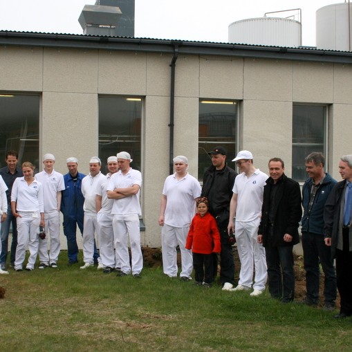 Skóflustunga tekin að nýju samlagi