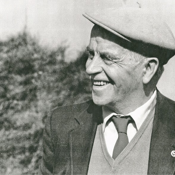 Sigurður Óskarsson, Sigga í Krossanesi (1905-1995) í Vallhólma í Skagafirði.