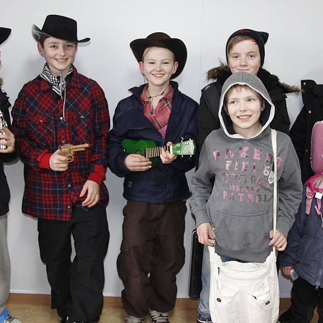 Laglega sungu þeir um hestinn á öskudegi