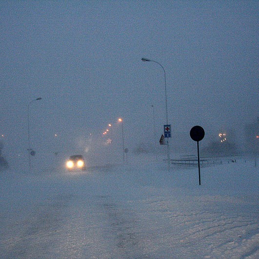 Skólahald fellur niður