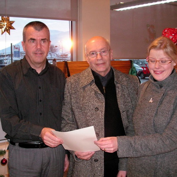 Sparisjóður Skagafjarðar veitir Sauðárkrókskirkju 300.000 króna styrk