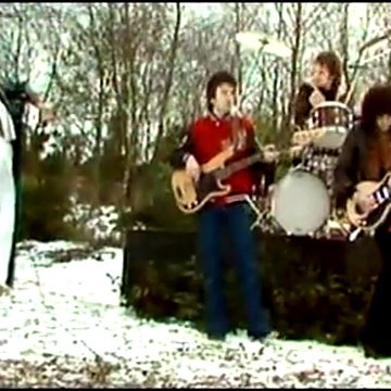 SPREAD YOUR WINGS / Queen