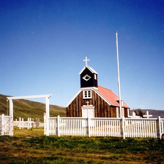 Staðarkirkja á Ströndum. Mynd af Wikipedia.