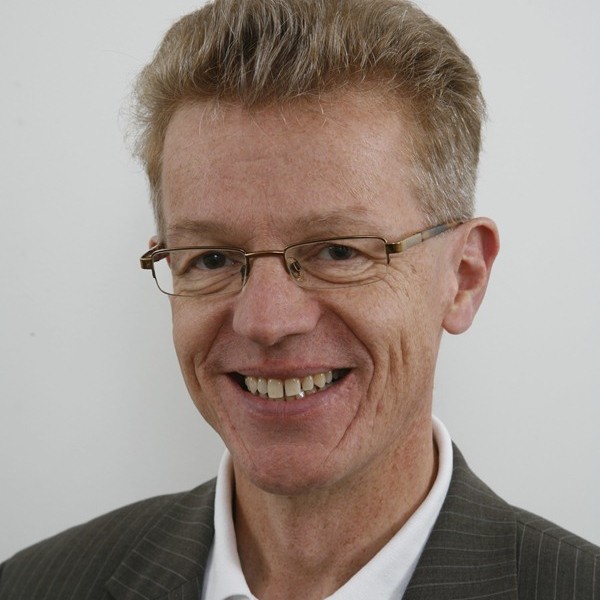 Leiðtogastéttin og almúginn