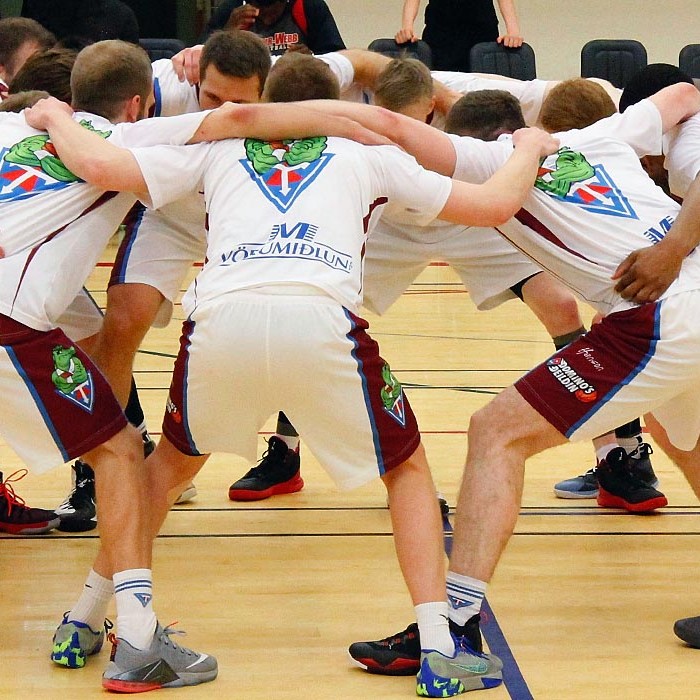 Eftir erfiða leiki að undanförnu verða Tindastólsmenn að þétta raðirnar og standa saman sem aldrei fyrr.  MYND: ÓAB