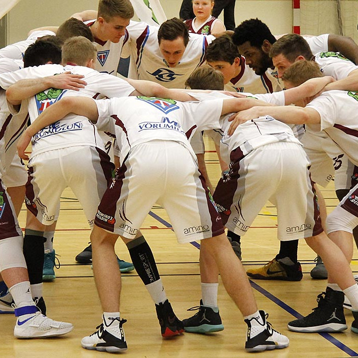 Nú þurfa Stólarnir að vera snöggir að hrista af sér vonbrigðin eftir tvo tapleiki í röð og mæta dýrvitlausir til leiks gegn Keflvíkingum í úrslitakeppninni.  MYND: ÓAB