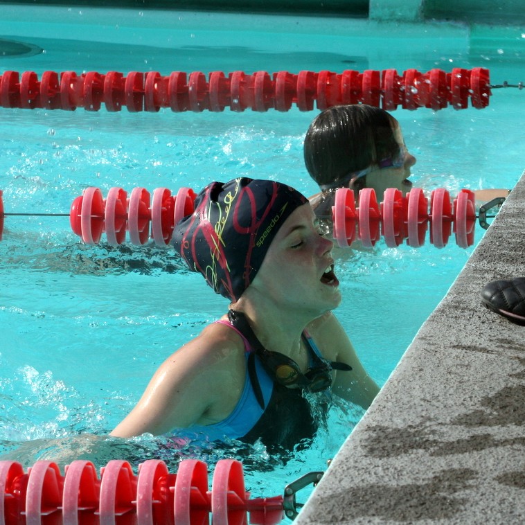 Þjóðhátíðarsundmót UMSS frestast