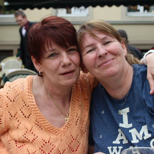 Fann systkini sín eftir áratuga aðskilnað