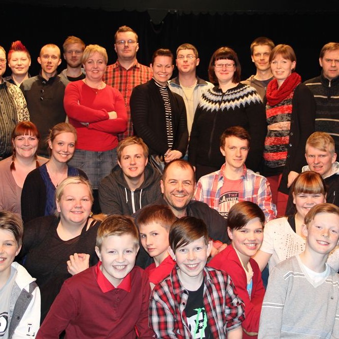 Uppselt á þrjár sýningar - Uppfært