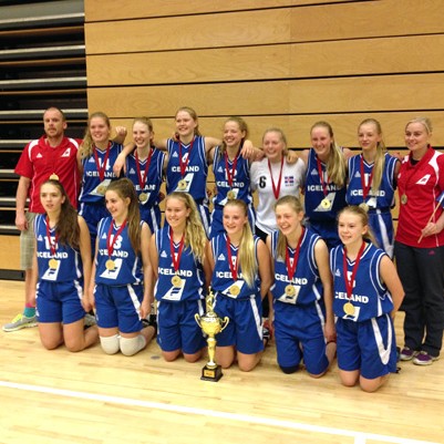 Tvær stúlkur úr Tindastóli voru í U-15 ára landsliðinu í körfubolta