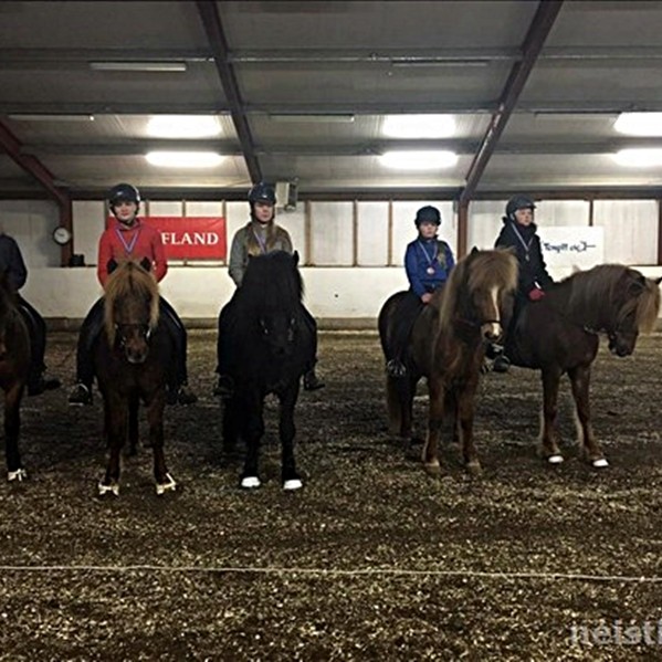 Keppendur í unglingaflokki. Mynd: neisti.net