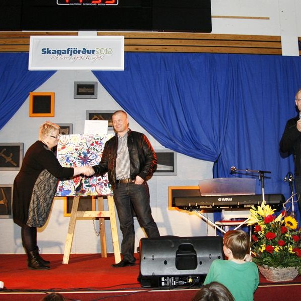 Leggur góðu málefni lið