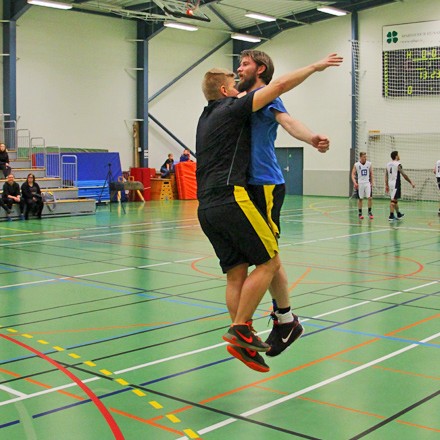 Upphitun hjá strákunum hjá Umf. Kormáki fyrir leik. Ljósm./kormakur.icebasket.com/