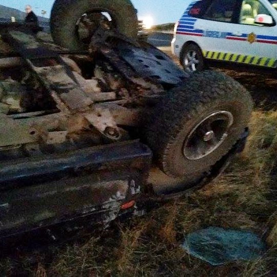 Gjörónýtur eftir bílveltu við Geitagerði