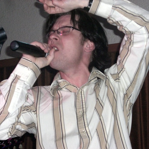 Ellert með lag í Söngvakeppni Sjónvarpsins