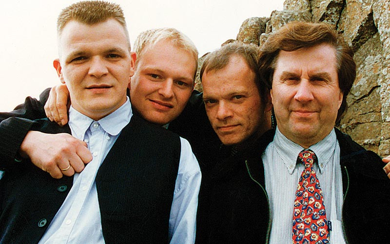 Hljómsveit Geirmundar sennilega seint á níunda áratug síðustu aldar. Kiddi Balda er lengst til vinstri, þá Steinar, Eiki Hilmis og loks Geiri sjálfur. MYND: PIB
