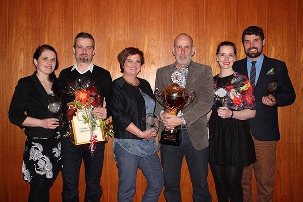 Búið á Lækjamóti var kosið ræktunarbú ársins 2014 og er tilnefnt aftur í ár, ásamt Bessastöðum, Gauksmýri, Lækjamóti og Syðri-Völlum.