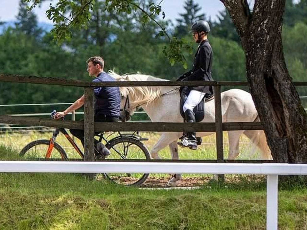 Friðrik Þór við kennslu í Þýskalandi. Hann er á hjólhestinum. MYNDIR AÐSENDAR