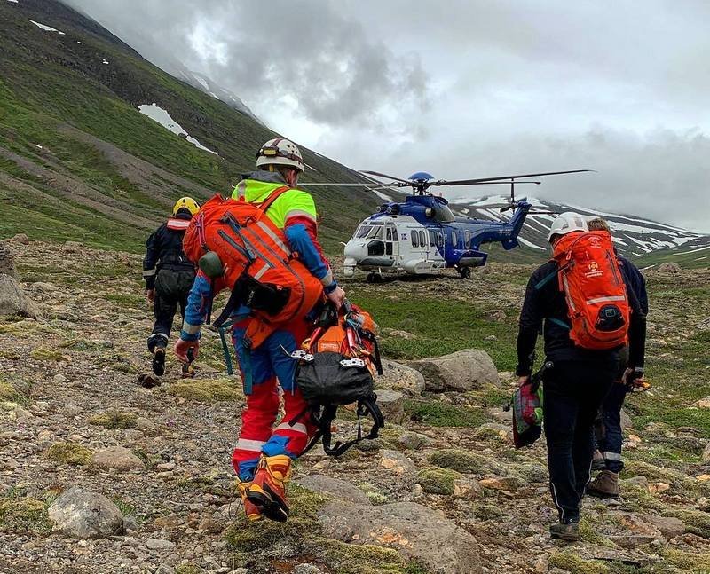 Frá björgunaraðgerðum. Myndir af Facebooksíðu Skagfirðingasveitar og Grettis.