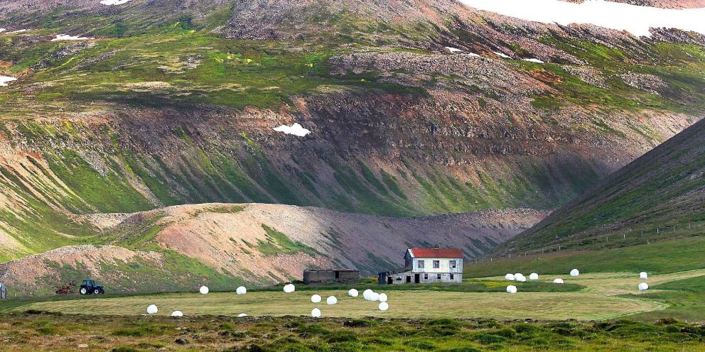 Heyskapur í Fljótum. Mynd: ÓAB