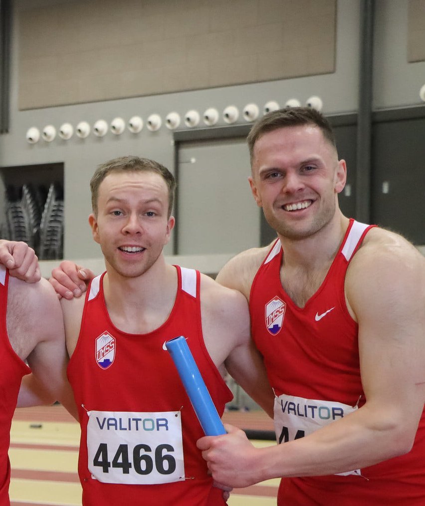 Sveinbjörn og Ísak á góðri stundu. Mynd: Þorkell Stefánsson