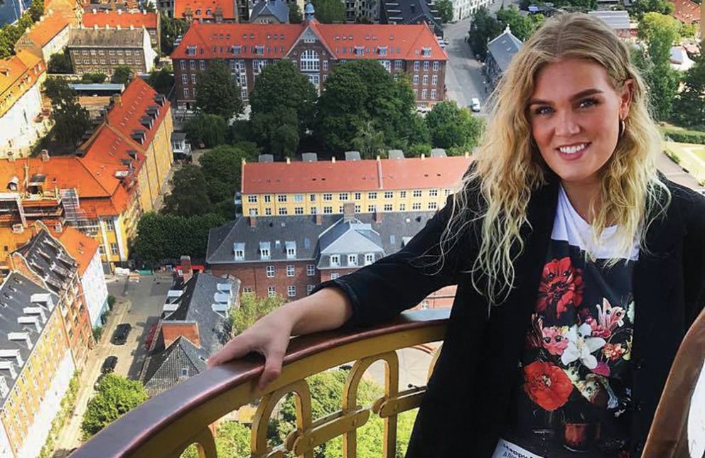 Linda Þórdís efst í hringturni Vor Frelser kirke í Kristjaníu, Kaupmannnahöfn.  AÐSENDAR MYNDIR