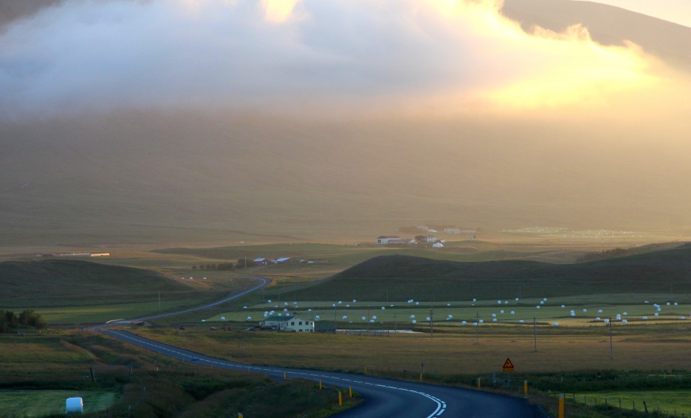 Eldur kviknaði í íbúðarhúsinu á Ármúla, sem er á Langholti í Skagafirði. Mynd/BÞ