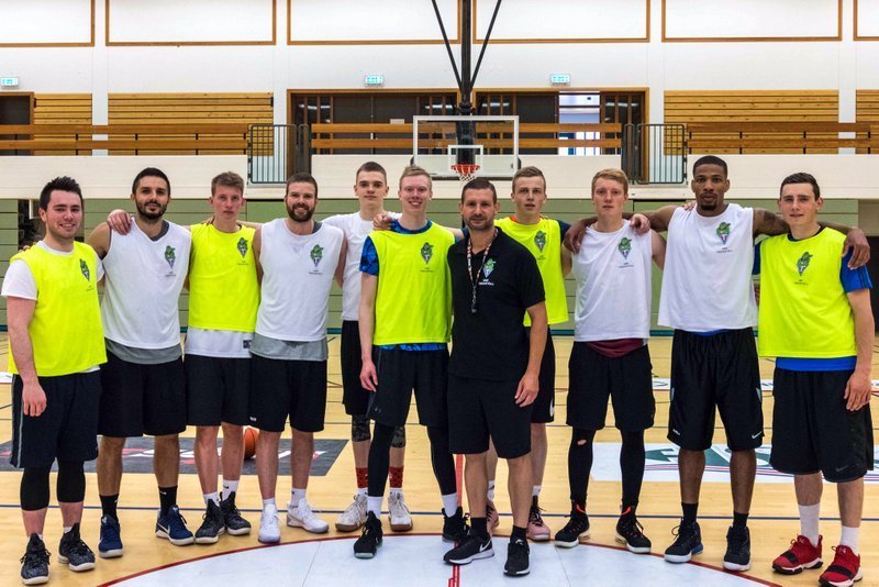 Frá fyrstu æfingu Tindastóls sl. laugardag. Mynd af FB-síðu körfuboltadeildar Tindastóls.