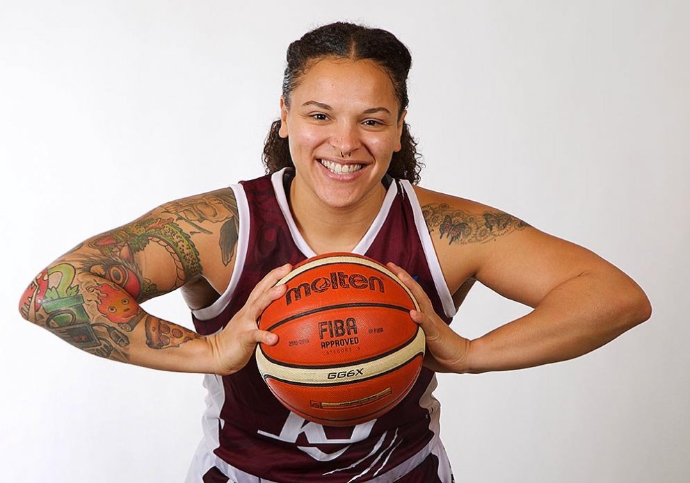 Tess Williams fór mikinn í leikjunum gegn Hamri. MYND: GUNNHILDUR GÍSLA