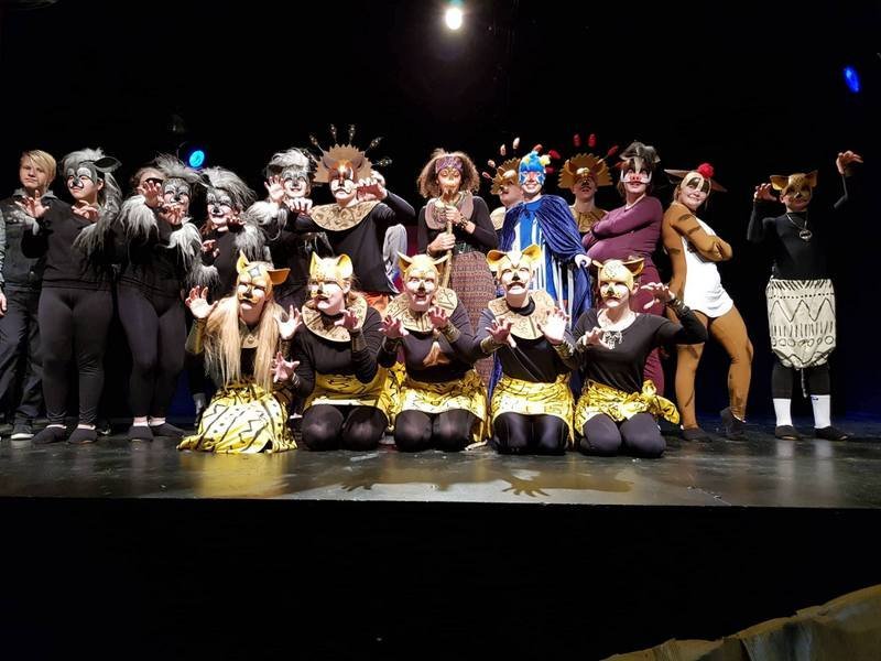 Frá æfingu á Konungi ljónanna. Mynd: Árskóli