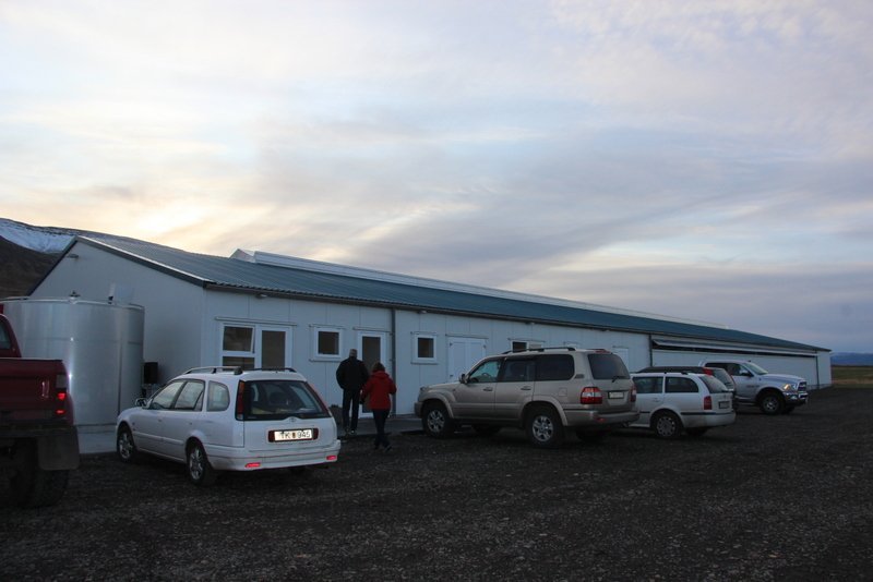 Nýja fjósið á Skúfsstöðum er glæsileg bygging. Myndir: FE