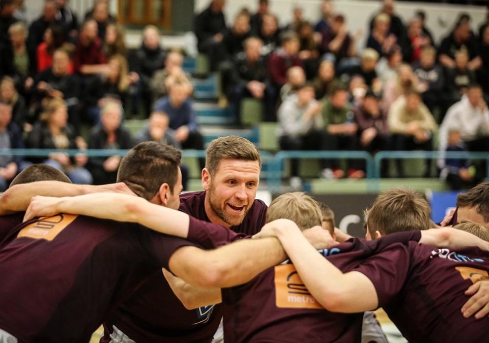 Svekkjandi tap eftir framlengdan leik á Hlíðarenda