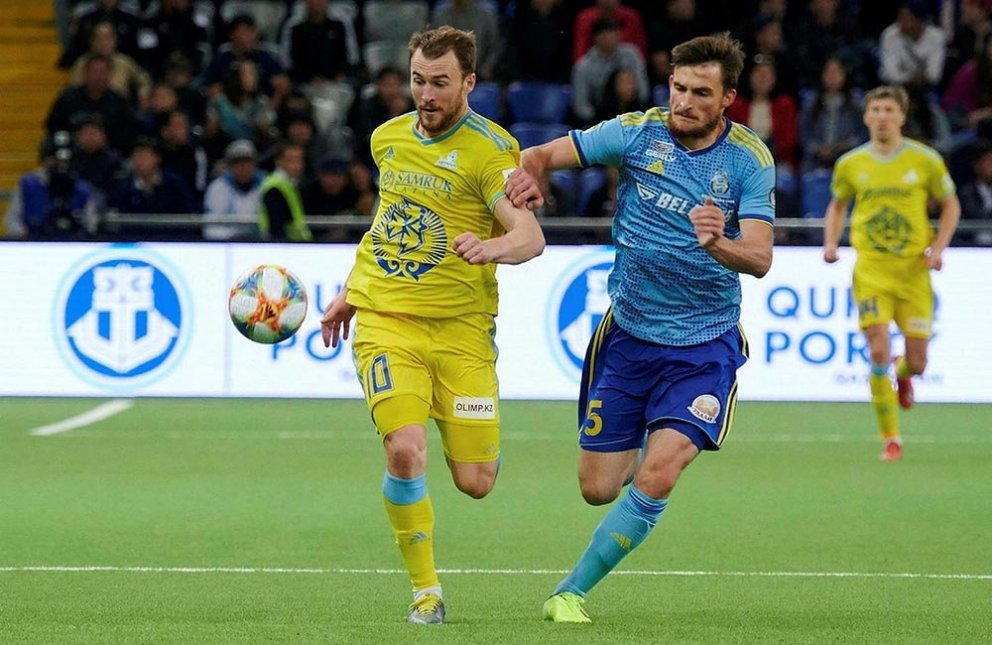 Rúnar Már með boltann. MYND: ASDANA