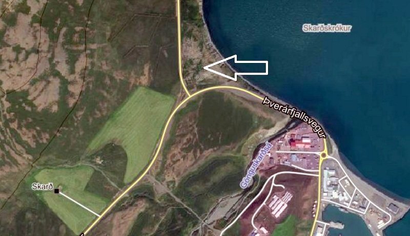 Örin bendir á gamla urðunarstaðinn á Skarðsmóum sem aflagður var árið 2014.